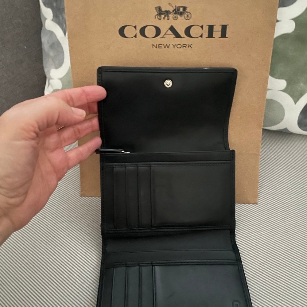 Coach Black Signature Wallet - Picture 3 of 7